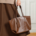 Top-layer Vegetable-tanned Leather Niche Large-capacity Tote Bag